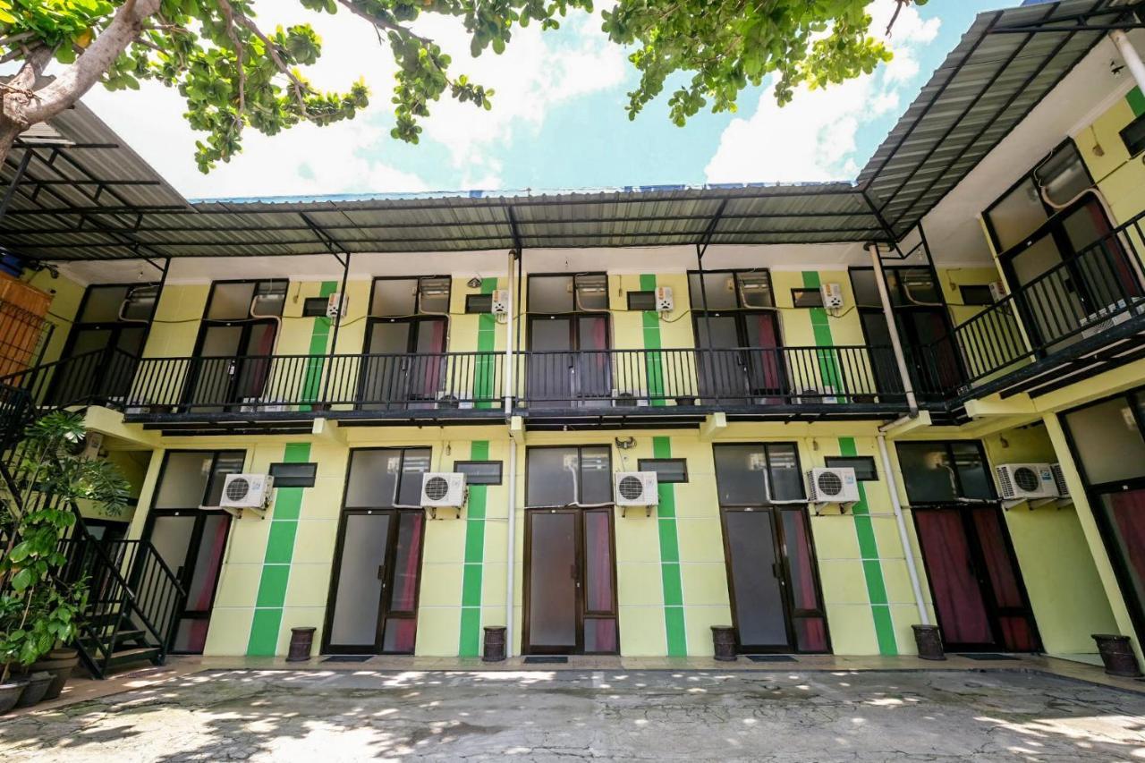 ホテル House 140 Baturetno エクステリア 写真