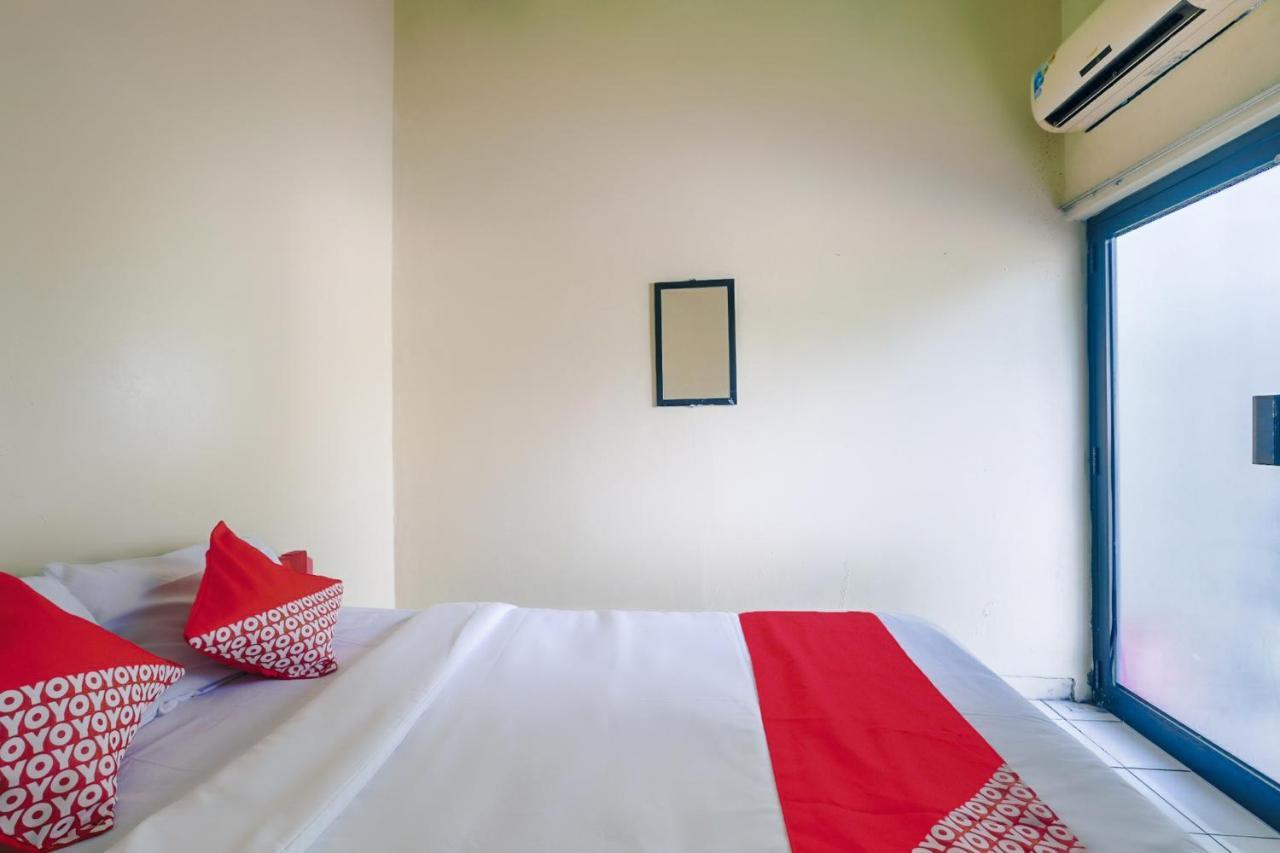 ホテル House 140 Baturetno エクステリア 写真