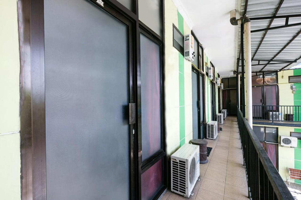 ホテル House 140 Baturetno エクステリア 写真